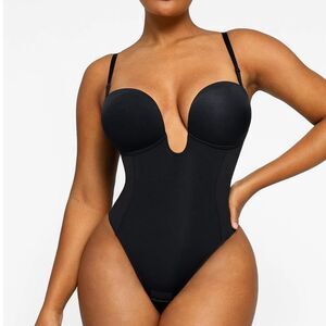 Shapellx AirSlim® Deep Plunge Low-Back Thong‎ Bodysuit Black Large NWT in packag